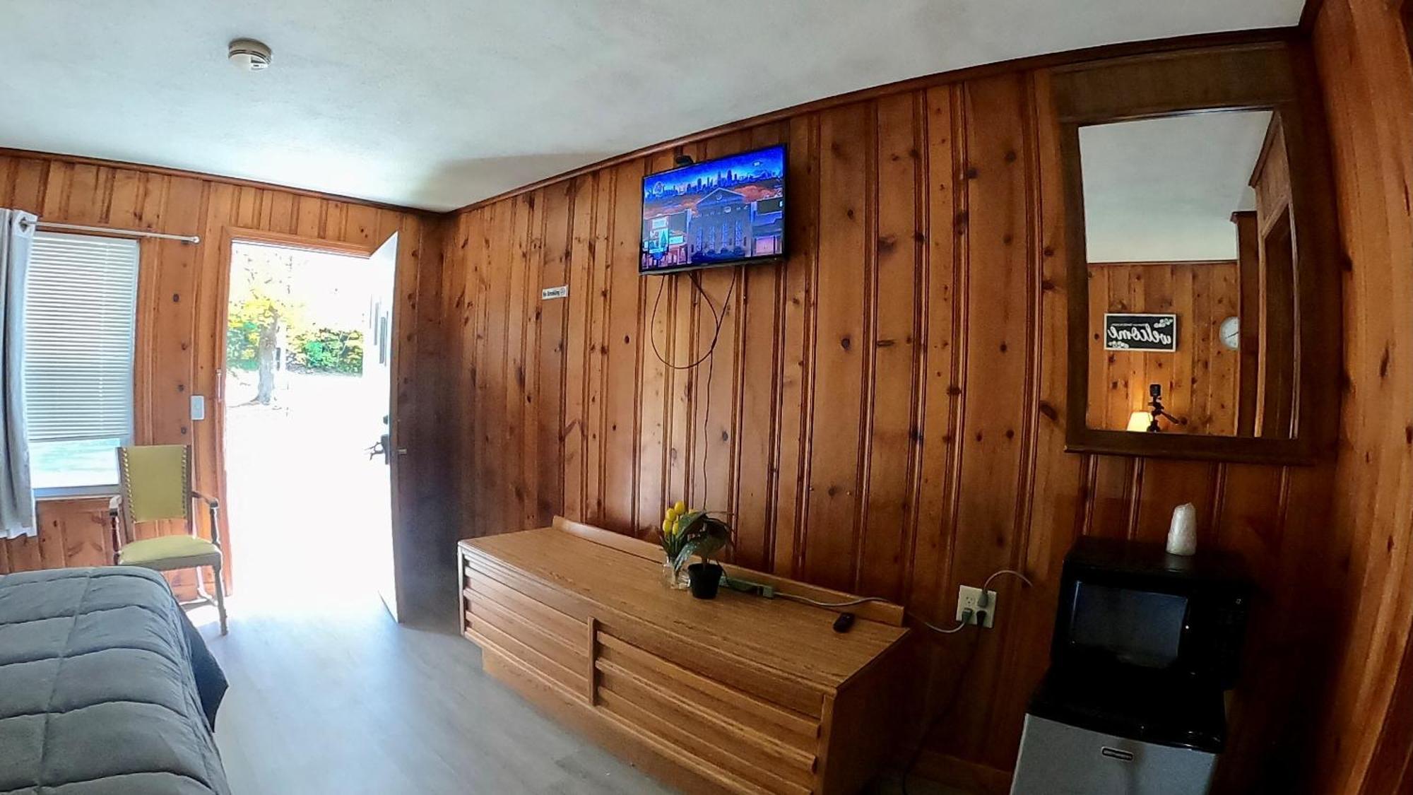 Heart Of The Berkshires Motel Pittsfield Εξωτερικό φωτογραφία