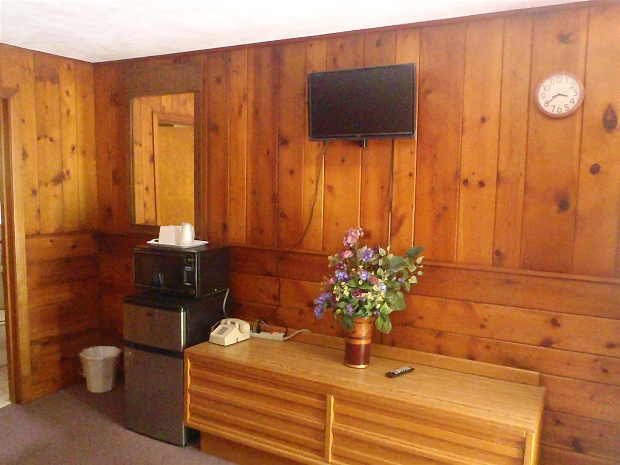 Heart Of The Berkshires Motel Pittsfield Εξωτερικό φωτογραφία