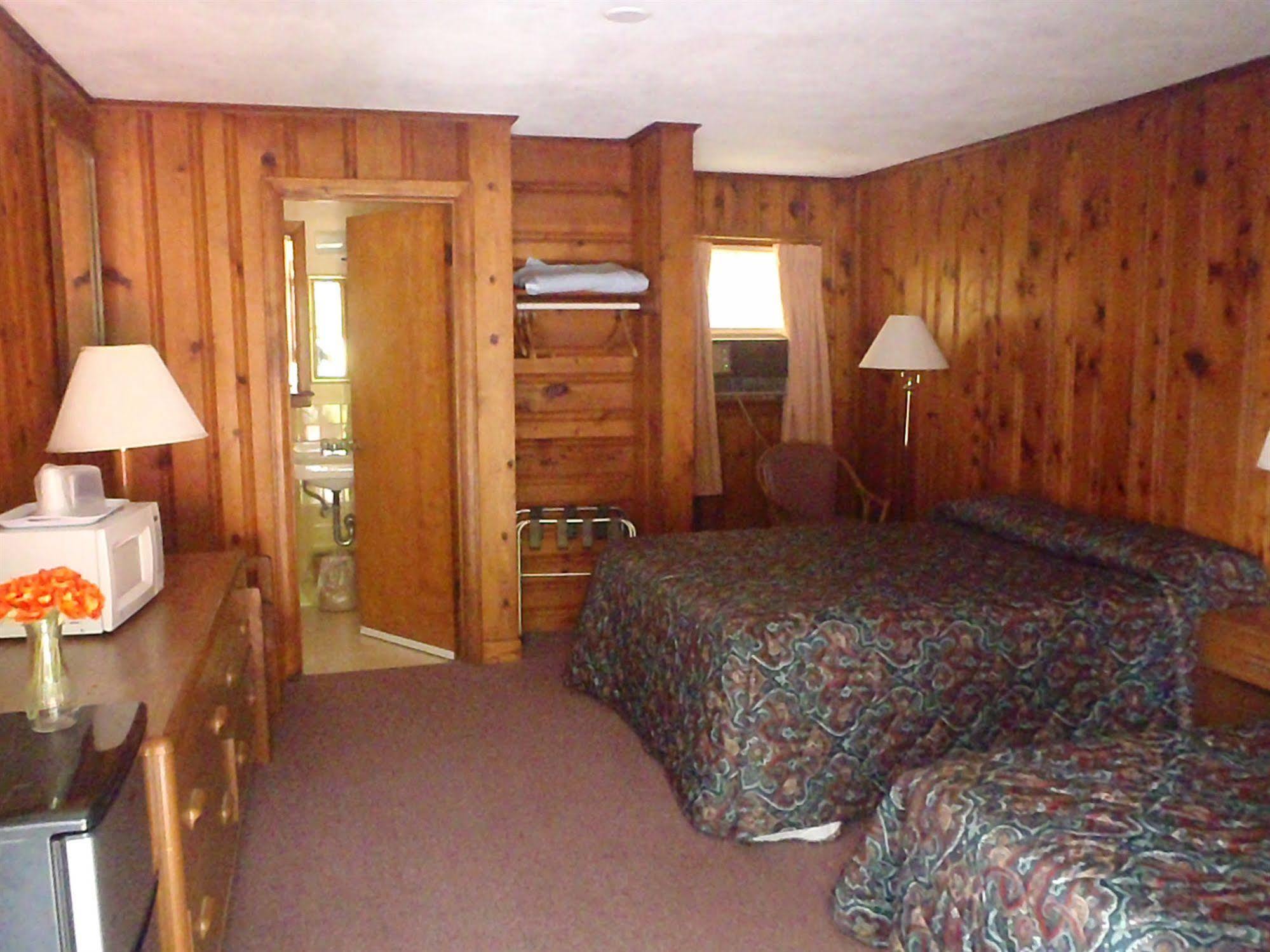 Heart Of The Berkshires Motel Pittsfield Εξωτερικό φωτογραφία