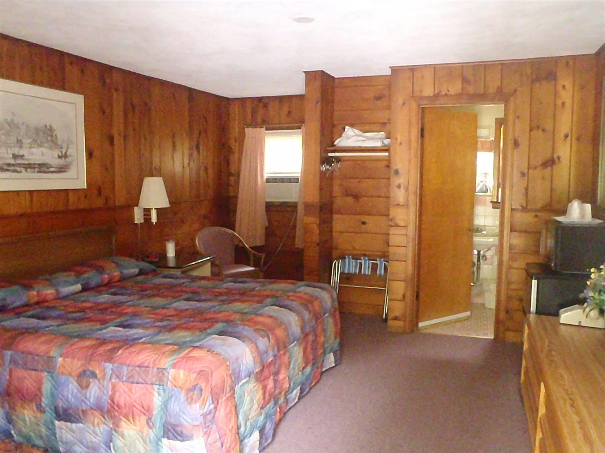 Heart Of The Berkshires Motel Pittsfield Εξωτερικό φωτογραφία
